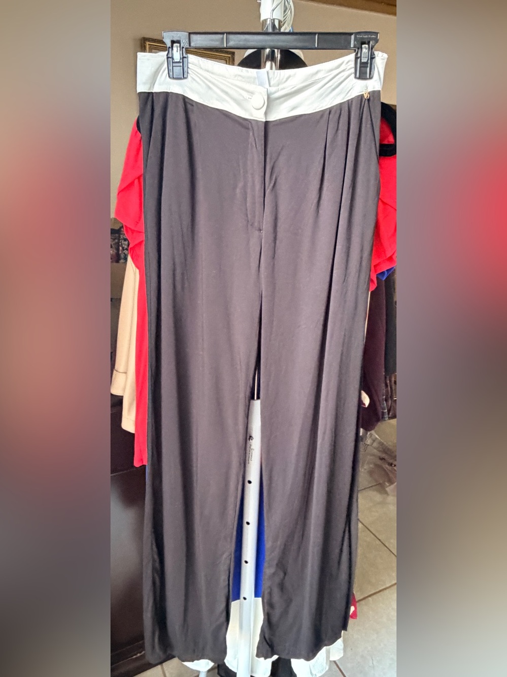 Black Wide-Leg Women's Pants